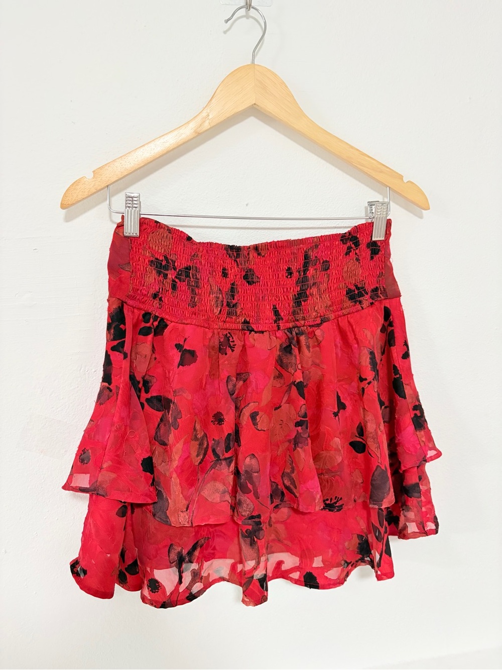 Vintage Vibe Whimsigoth Crimson & Black Floral Mini Skirt Size M